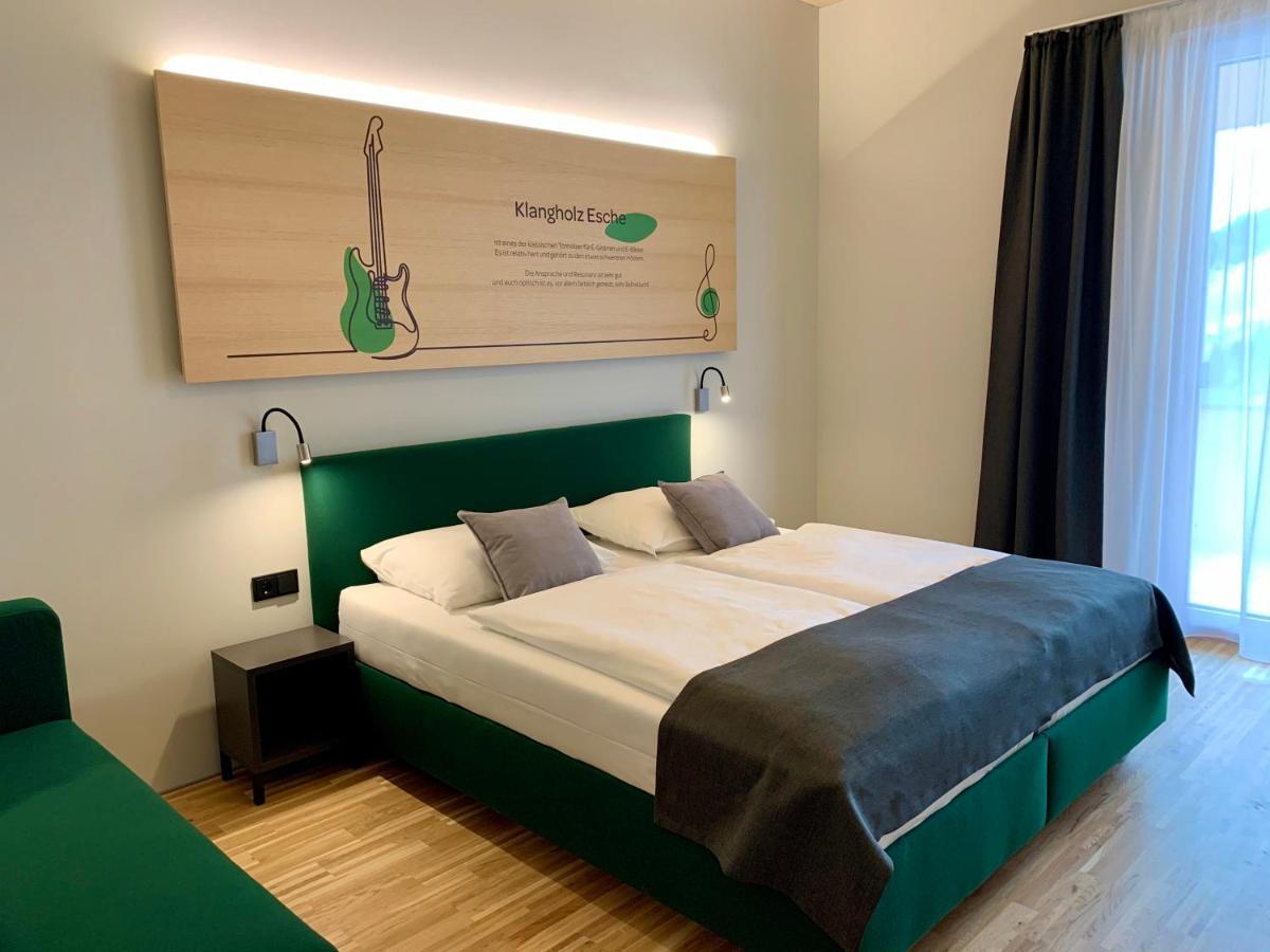 Jufa Hotel Laterns - Klangholzhus Luaran gambar