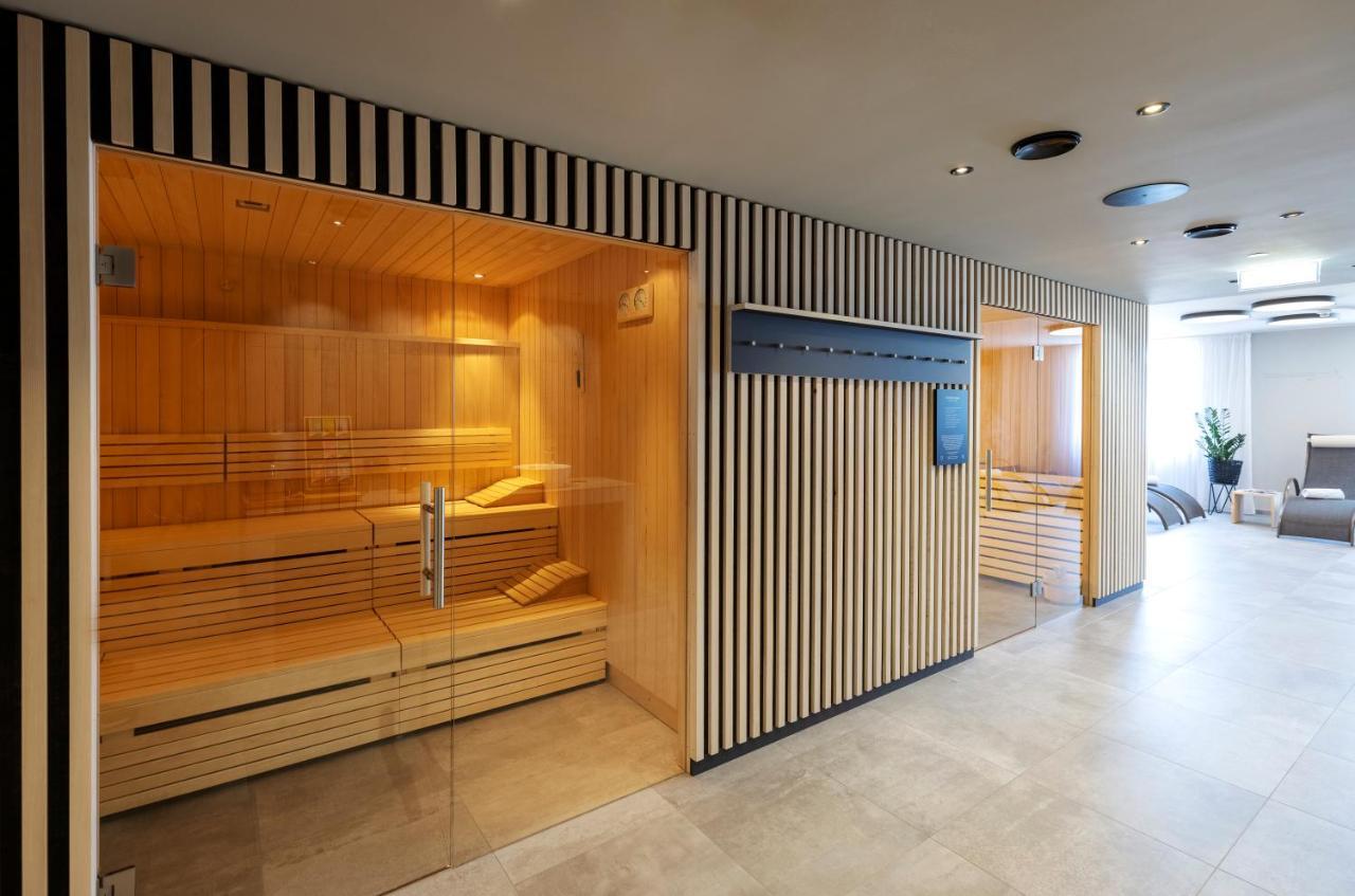 Jufa Hotel Laterns - Klangholzhus Luaran gambar