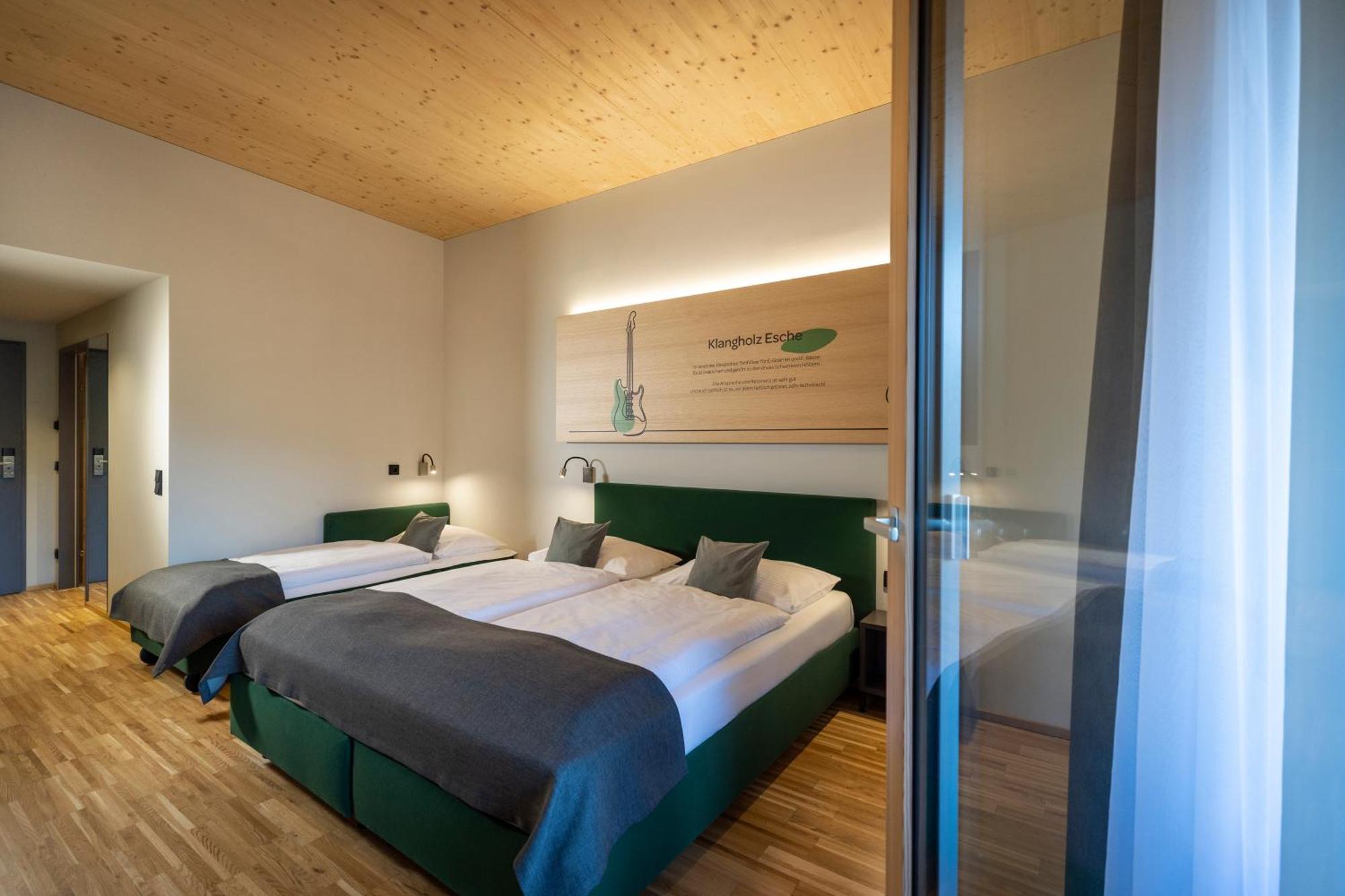 Jufa Hotel Laterns - Klangholzhus Luaran gambar